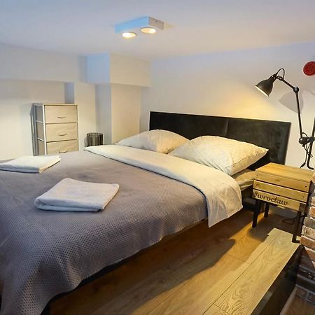 Apartament Loft Studio Airport Blisko Lotniska Zarembowicza Lotnisko Βρότσλαβ Εξωτερικό φωτογραφία