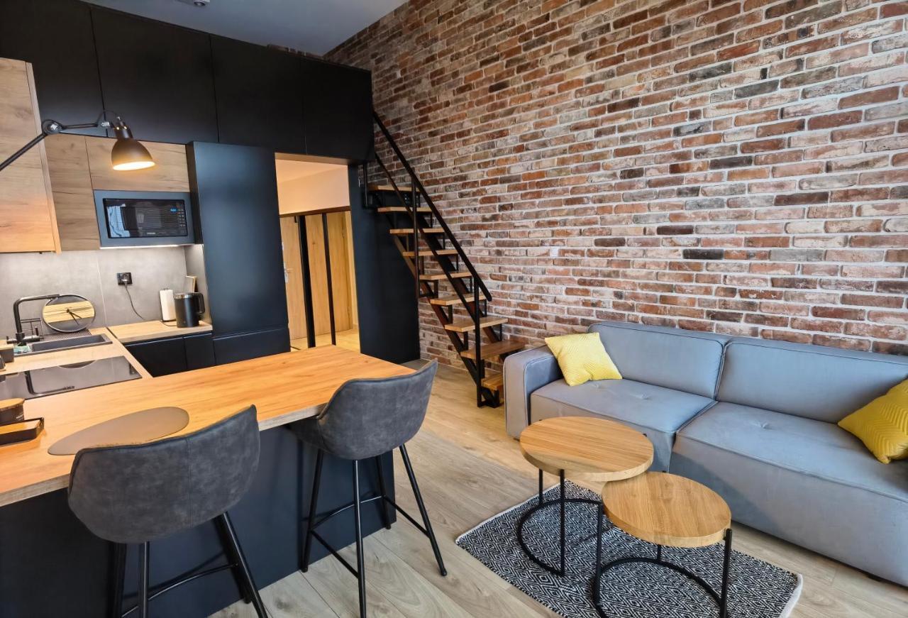 Apartament Loft Studio Airport Blisko Lotniska Zarembowicza Lotnisko Βρότσλαβ Εξωτερικό φωτογραφία